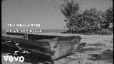 Miniatura do vídeo At The Beach, In Every Life