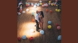 Miniatura do vídeo Stranger (feat. Anthony Ramos)