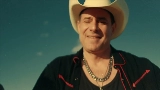Miniatura do vídeo Ride it like a Cowboy