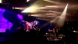 Miniatura do vídeo Life Is for Living - Live from Glastonbury, 2011