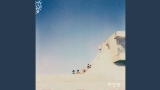 Miniatura do vídeo ただひとりでいる - Just Being Alone