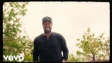 Miniatura do vídeo Country And She Knows It